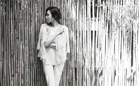 Son Ye Jin Spreads Her Sensual Allure In Koh Samui Thailand For Châtelaine’s Summer 2013 Shoot
