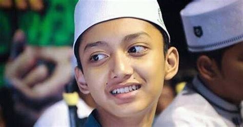 Kalau tidak salah hampir 70 persen, tiongkok mengambil porang kita. 45+ Gaya Terbaru Foto Gus Azmi Yg Paling Ganteng, Foto Keren