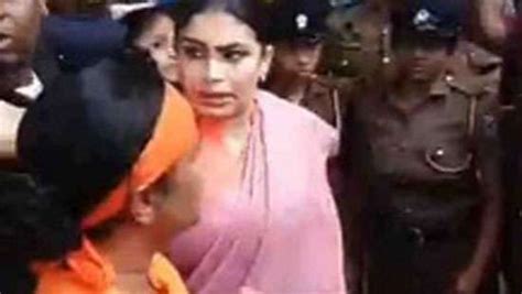 Hirunika 14 Other Sjb Members Arrested During Protest In Colombo 7