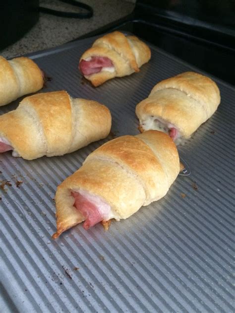 super easy dinner i package of croissant rolls deli sliced lunch meat i used ham and deli