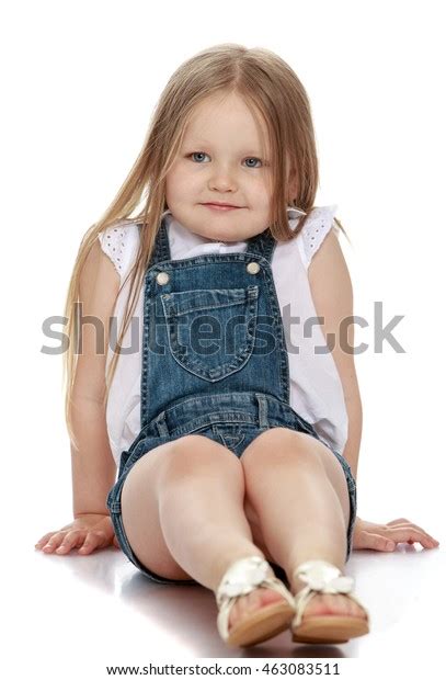 Little Girl Denim Shorts Stock Photo 463083511 Shutterstock