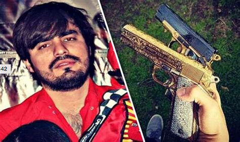 At the recent trial in new york of of joaquín guzmán loera, the notorious mexican narco kingpin known as el chapo. El Chapo godson flaunts wealth on social media days before ...