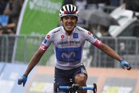 2019 giro d'italia winner richard carapaz won't have been carapaz may have won the giro last year, but there was some uncertainty about just how good he. Ciclista Richard Carapaz reslata en 