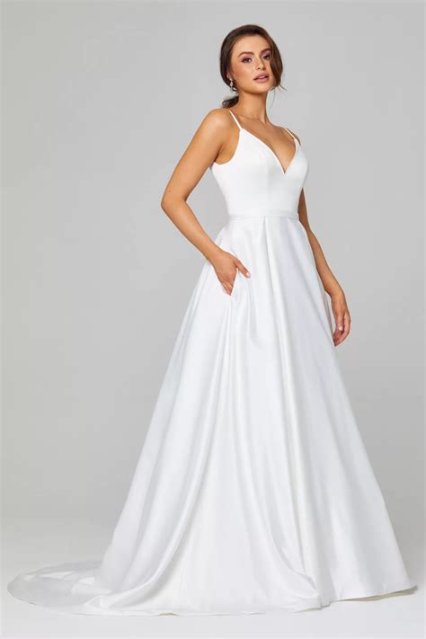 Aurora Wedding Dress By Tania Olsen Vintage White Brides Only