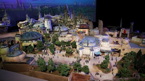 Disney Just Revealed What Its New Star Wars Land Will Look