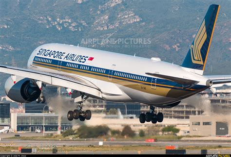 9v Sms Singapore Airlines Airbus A350 900 At Barcelona El Prat