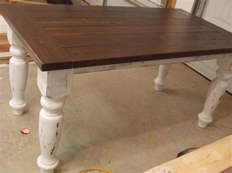 Leg placement for long farmhouse table. Ana White | TURNED LEG FARMHOUSE TABLE - DIY Projects