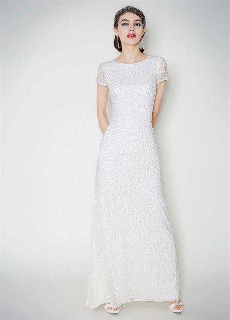 Lace embroidery half sleeve wedding dresses long train gown v neck plus size. Plus size wedding dresses under 500 - SandiegoTowingca.com