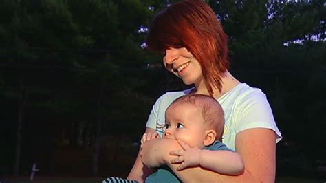 Breastfeeding Mom Claims Shes Victim Of Discrimination Wjar