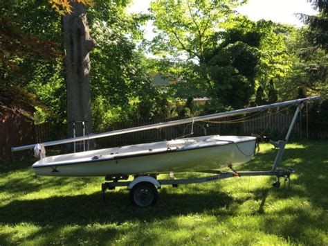 2002 Vanguard 420 Sailboat Race Boat W Sails And Accessories Trailer