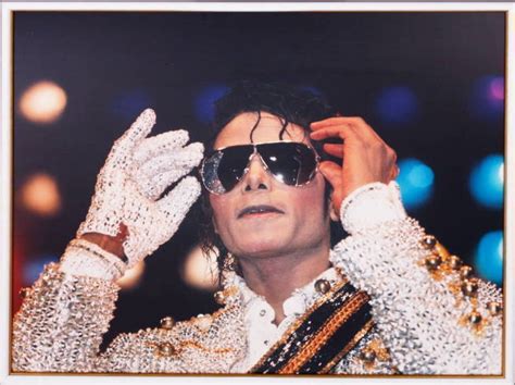 Michael Jackson Stage Worn Sunglasses Current Price 22000