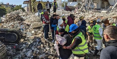 Terremoto In Turchia E Siria Sono Oltre Mila I Morti Foto E Video