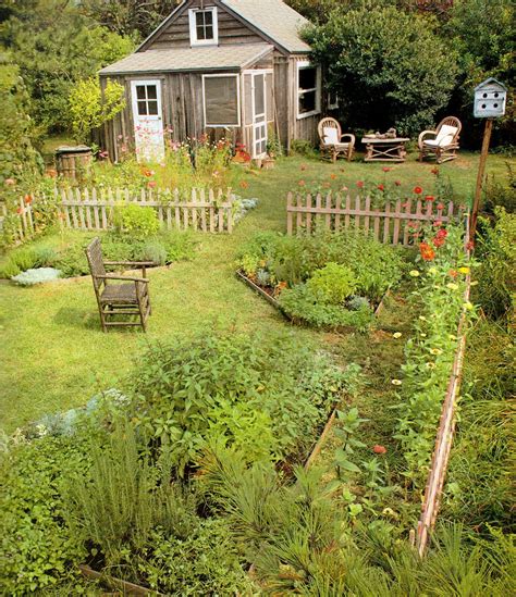 Phenomenal 30 Beautiful Small Cottage Garden Design Ideas For Backyard