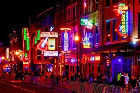 Nightlife In Nashville Nashville Travel Guide Go Guides
