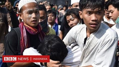 Korban Tewas Kerusuhan Mei Di Jakarta Ditembak Orang Tak Dikenal