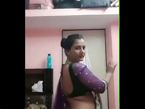 Tetona Pooja Bhabhi Seductive Dance XVIDEOS