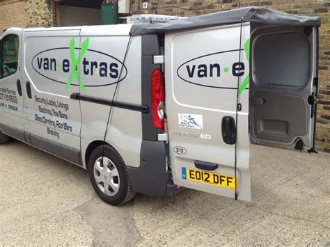 In bad weather, side panels for van awnings canopies or caravan canopy awning can keep out the rain. Rear door awning for Trafic/Vivaro/Primastar | Van, Camper ...