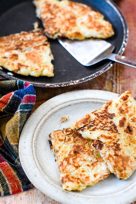 Easy Traditional Scottish Potato Scones Tattie Scones Video Larder Love