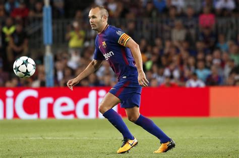 Andres Iniesta Agrees Lifetime Contract At Barcelona Following Months