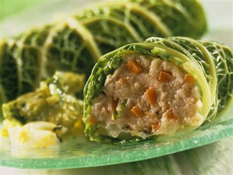 Stuffed Savoy Cabbage Leaves Recipe Eatsmarter