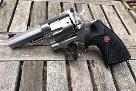 Any Ruger Redhawksuper Redhawk Fans Here
