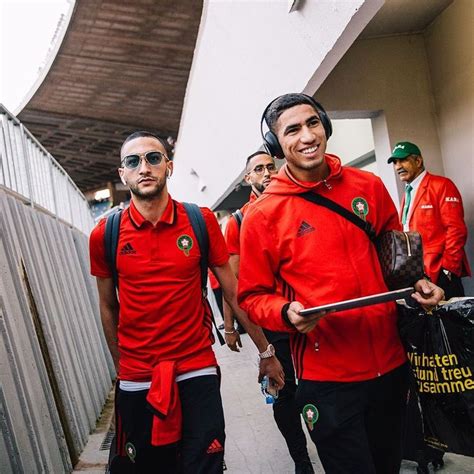 You can also upload and share your favorite ziyech chelsea wallpapers. @julienscusse