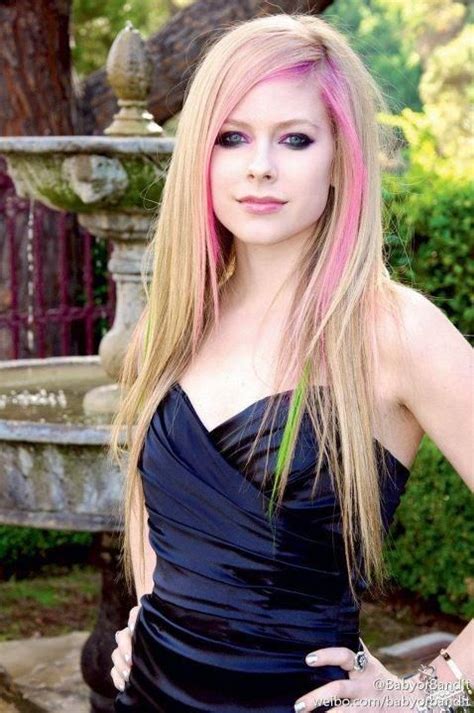 Avril Lavigne Hair Style Avril Lavigne Photos Avril Lavigne Style