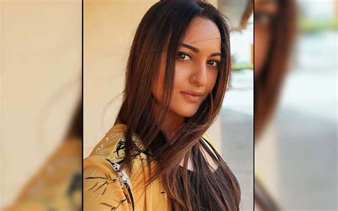 Sonakshi Sinha Has An Epic Reply For A Fan Who Asked Her To Marry Him On Instagram Find Out