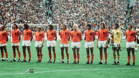 Niederlande fussball liga 2021/18, despensa norton, mendoza, argentina. Fußball-Weltmeisterschaft 1974: Finalgegner Niederlande ...