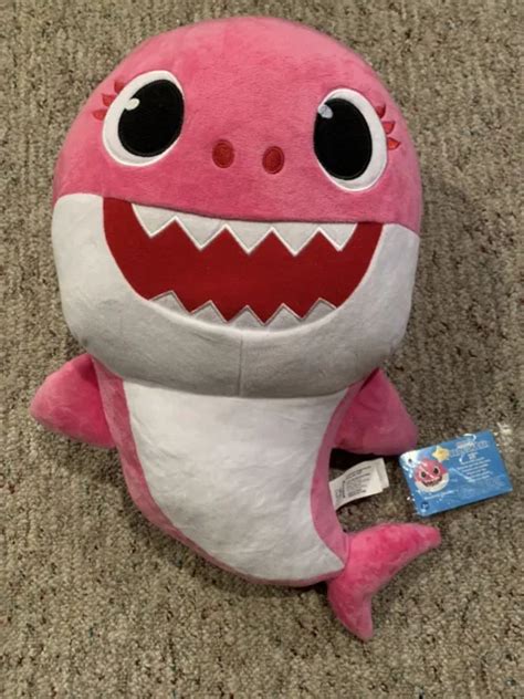 Pinkfong Baby Shark Official 18 Inch Plush Mommy Shark Pink Stuffed Toy