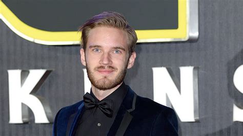Controversial Youtube Star Pewdiepie Marries Former Beauty Vlogger