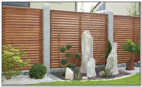 Ist von einem sichtschutz für den garten die rede, denken wir zumeist an einen hohen zaun aus holz oder eine gartenmauer. Bildergebnis für sichtschutz aus holz selber bauen ...