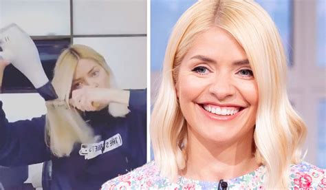 Holly Willoughby Gives Fans A Glimpse Into Her Hair And Makeup Routine Extraie