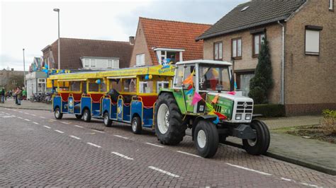 Dwergonië geniet volop van carnavalsoptocht Heusden