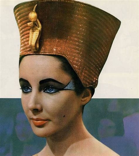 Elizabeth Taylor For Cleopatra Hollywood Stars Hollywood Icons Vintage Hollywood Classic