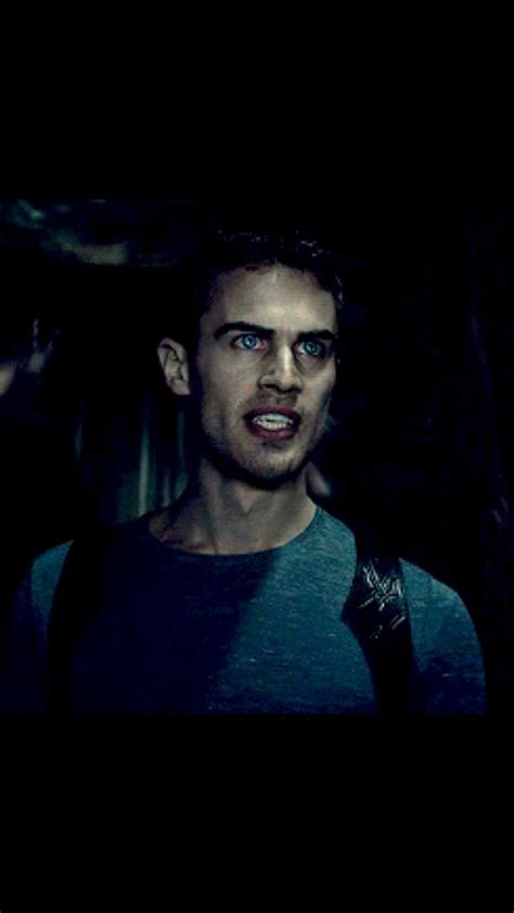 21 Reasons Insurgent S Theo James Is Our New Man Crush Artofit