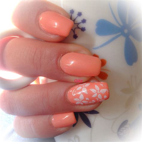 Pastel Peach Gel Nails With Stamping Nail Art Nailart Konad Moyou