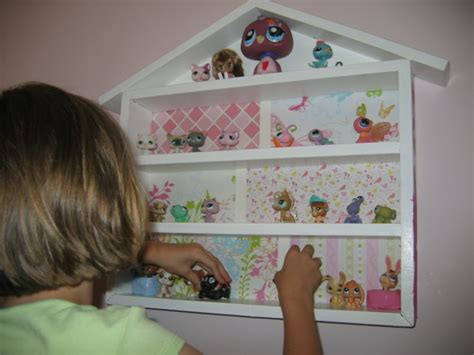 See more ideas about doll house, diy dollhouse, dollhouse furniture. CONTROLLING Craziness: A DIY Littlest Pet Shop House