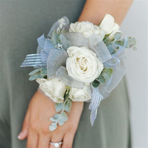 Isabella Corsage Four Seasons Flowers Flower Delivery In San Diego
