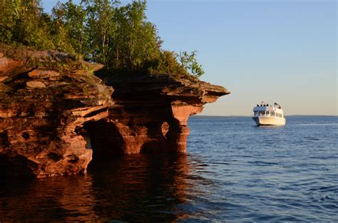 Everything You Need To Know About Apostle Islands Cruises
