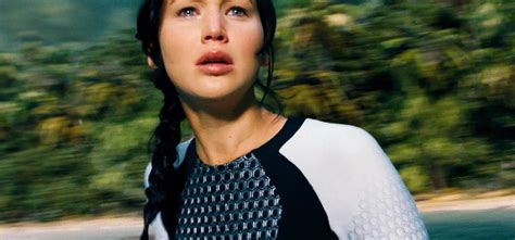Jennifer Lawrence as Katniss Everdeen | Katniss everdeen, Johanna mason