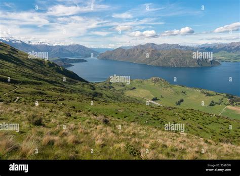 Roys Peak Wanaka New Zealand Hi Res Stock Photography And Images Alamy