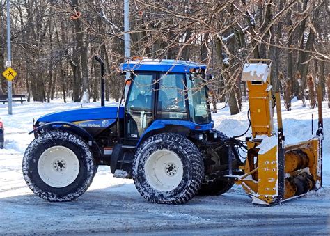 New Holland Tv6070 New Holland Tv6070 With Snow Blower In Flickr