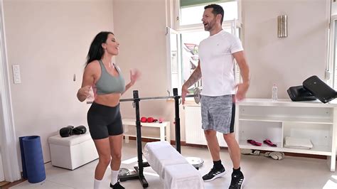 Fitness Babe Anissa Kate Gets Covered In Cum After Dp Workout Gp
