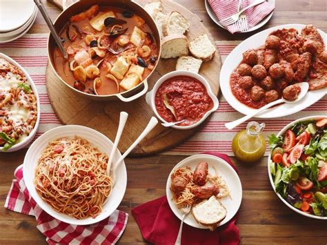Italian Food 17 Must Try Traditional Dishes Of Italy Italian Recipes