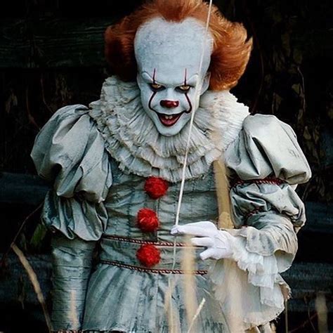 pennywise🎈🎈🎈🎈🎈aka daddywise on instagram “where you going ed s we all float down here 🎈🎈🎈