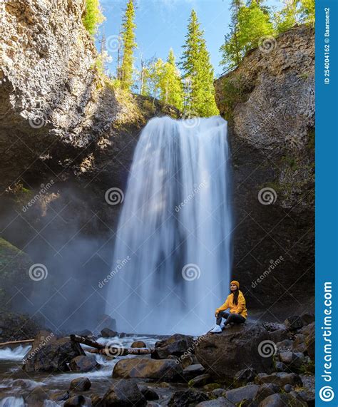 Moul Falls The Most Famous Waterfall In Wells Gray Provincial Park In