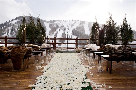 Wedding Season 7 Reasons To Consider A Winter Wedding Inside Weddings