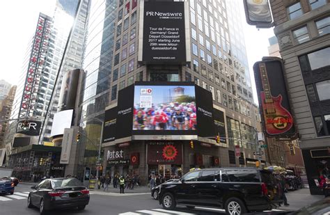 Grand Départ Düsseldorf 2017 Am New Yorker Times Square Werbung Für Den Start Der