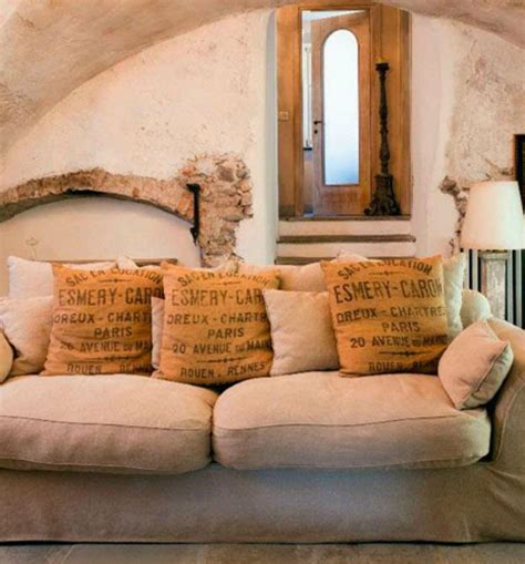 La tua casa ha bisogno di cuscini arredo? cuscini 5riciclo-creativo-juta-decorazioni-fai-da-te-casa-23 - Architettura e design a Roma